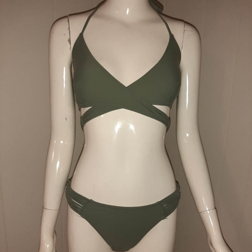 Olive green Cupshe bikini w/ crochet detailing